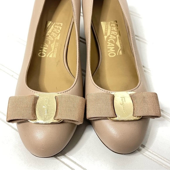 Ferragamo Vara Leather Bow Ballerina Pumps 387 - Picture 7 of 14